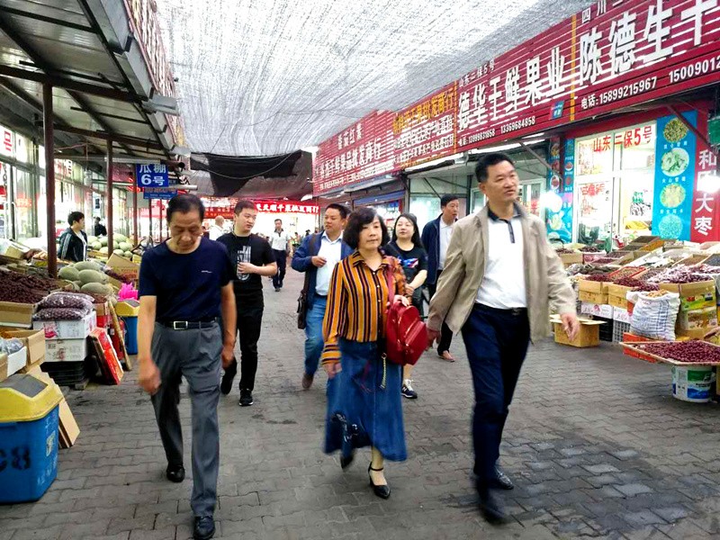 武漢白沙州農副產品大市場有限公司參觀考察北園春市場1 北園春市場行政辦 投稿人：陸峰_副本.jpg